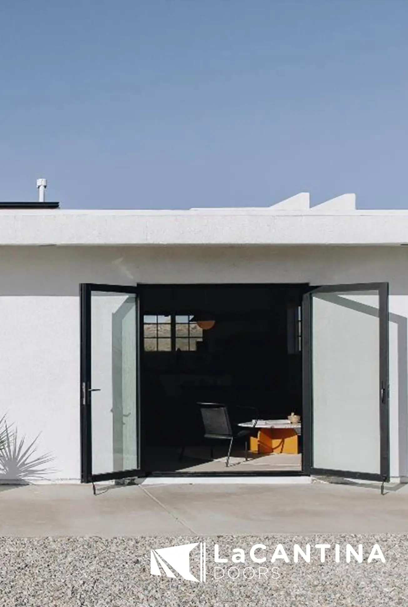 lacantina-aluminum-thermally-controlled-swinging-door-2